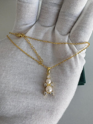 Elara Pearl Drop Necklace Elara Pearl Drop Necklace