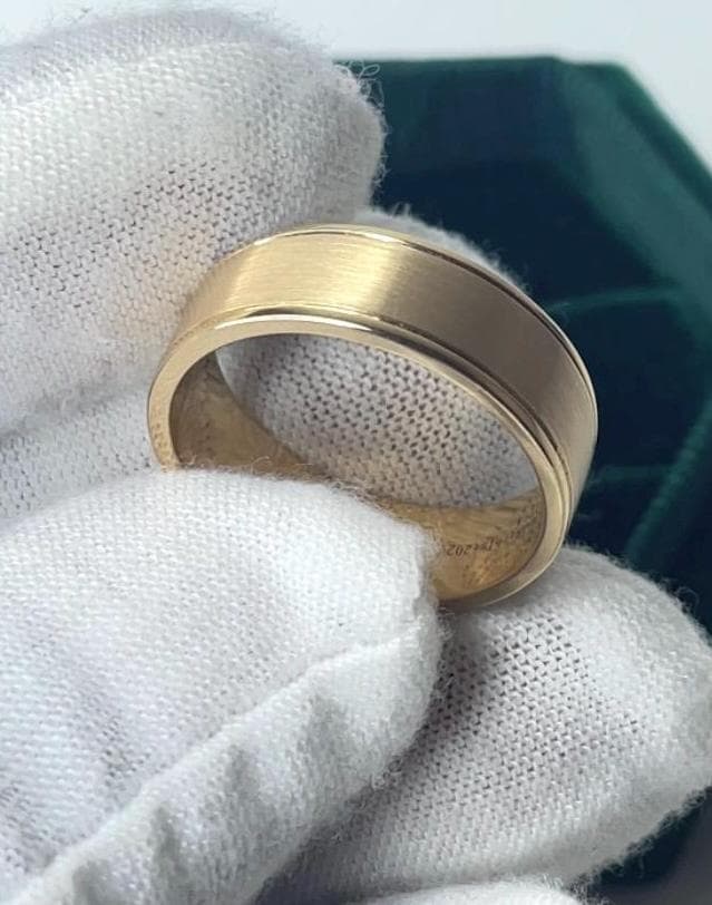 14k Solid Gold Wedding Band Wedding Ring Engagement Ring for Men